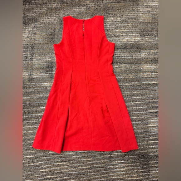 The LOFT by Ann Taylor red pleated dress with back peep hole zipper/button - Picture 5 of 6